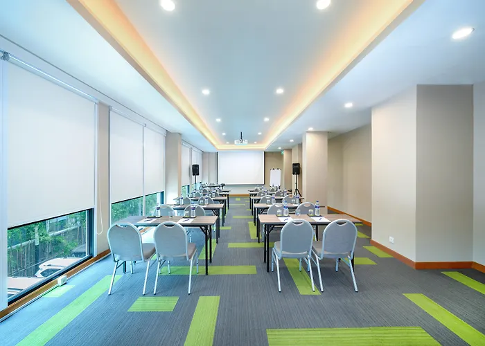 Holiday Inn Express Jakarta Matraman By Ihg