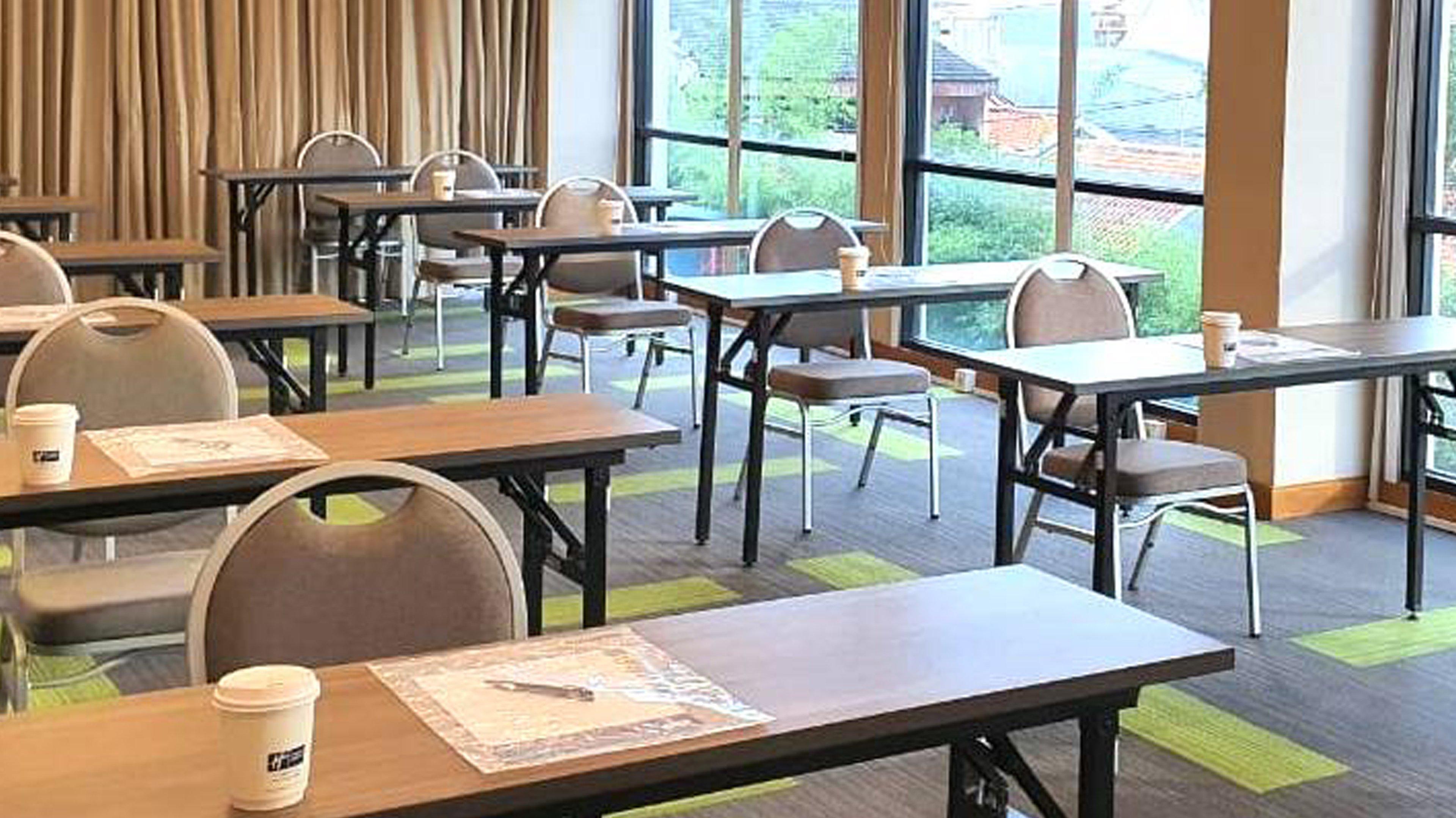Express Matraman By Ihg Hotel Jakarta